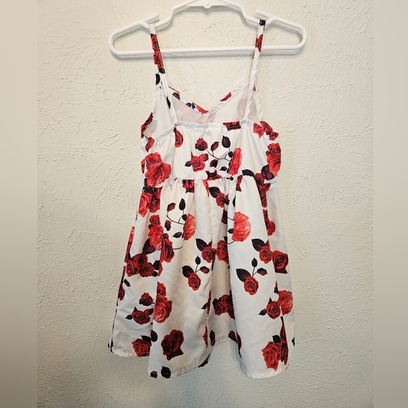 Shein Toddler Rose dress - Picture 3 of 4
